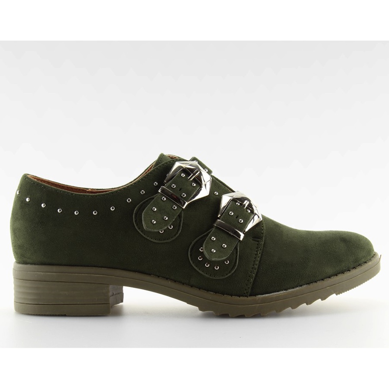 Mocasines con tachuelas verdes verdes