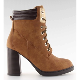 Botas de madera marrón NS05P camel