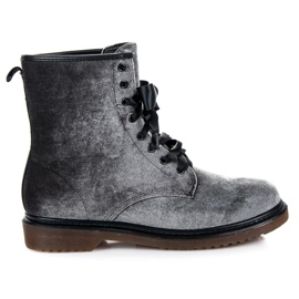 Vices New Collection Trabajadores con un arco gris