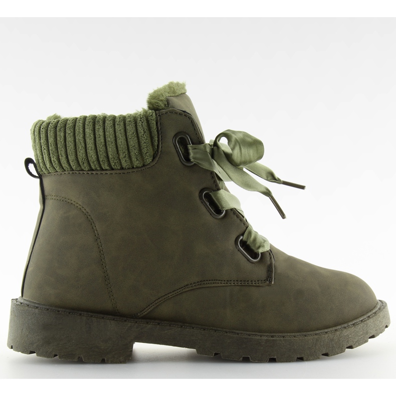 Botas de montaña con aislamiento verde verdeoscuro