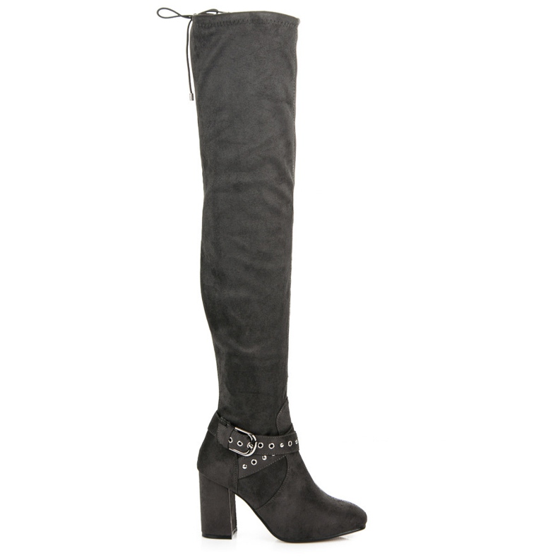 Erynn Botas mosqueteras con hebilla decorativa gris Erynn Botas mosqueteras con hebilla decorativa gris