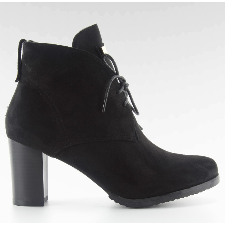 Botas con cordones 55-518 negro