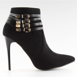Botas negras en un negro ys20-1