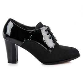 Zapatos lacados Vinceza negro