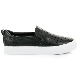 Slipons calados negros