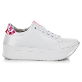 Kylie Zapatillas blancas en la plataforma blanco