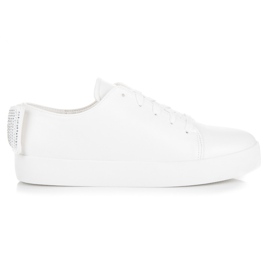 Vices Deportivas atadas con lazo blanco