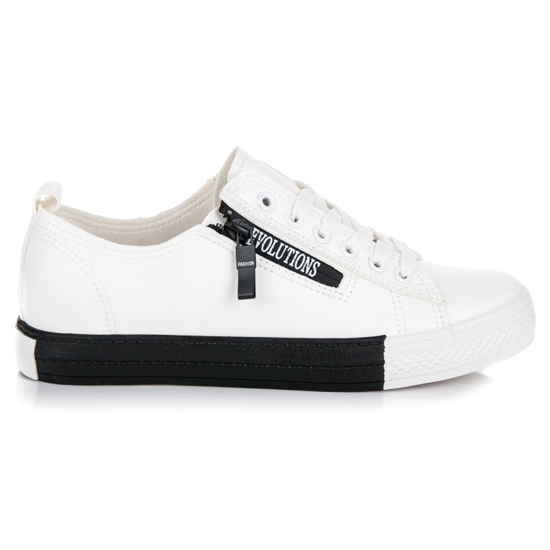 Zapatillas en la plataforma blanco
