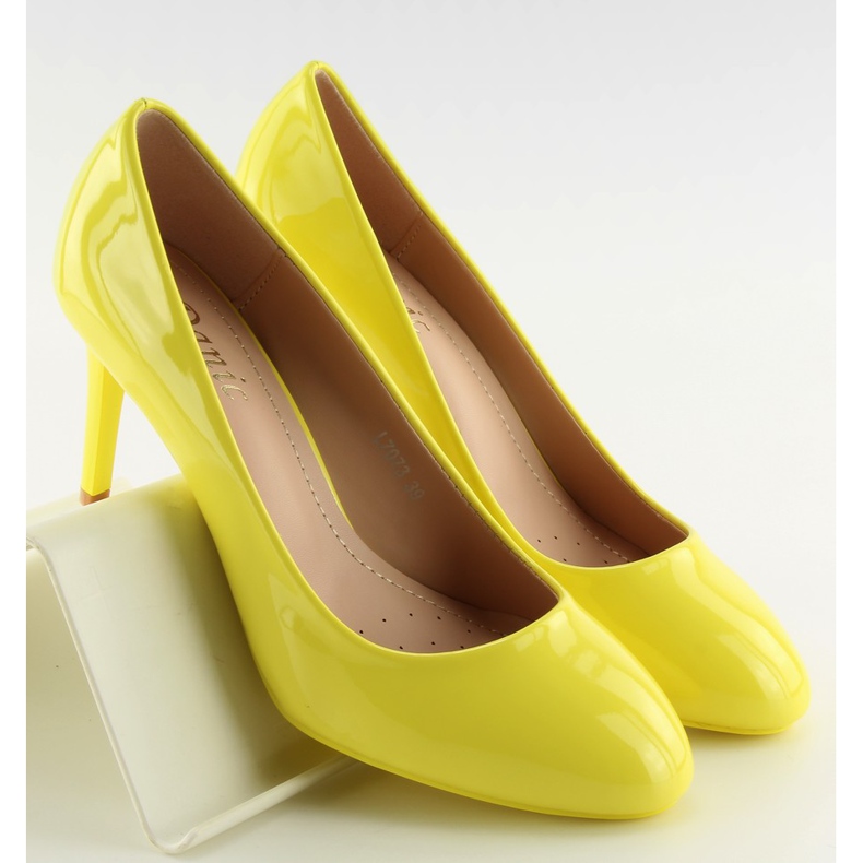 Zapatos De Salón De Mujer Lacados Amarillos Ii-Gat