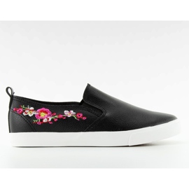 Slipons con delicado bordado negro g1204a Black