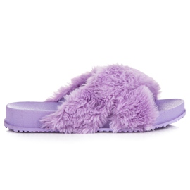 Zapatillas de piel con estilo violeta