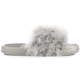 Zapatillas con pelo gris