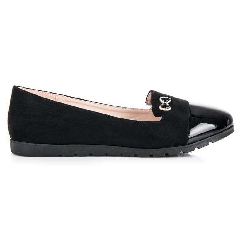 Vinceza Lordsy con puntera barnizada negro