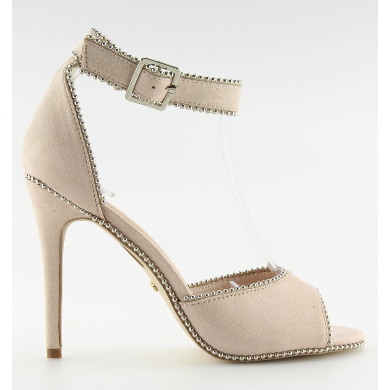 Sandalias elegantes en un estilete beige beige