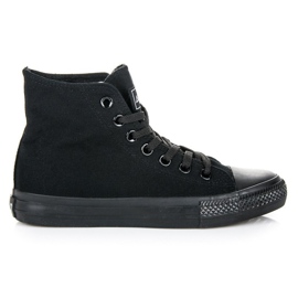 Zapatillas con cordones por encima del tobillo. negro