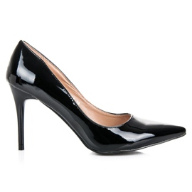 Small Swan Tacones lacados en negro
