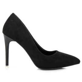Tacones negros