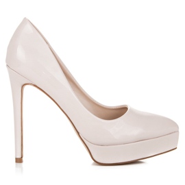 Small Swan Tacones lacados en la plataforma marrón Small Swan Tacones lacados en la plataforma marrón