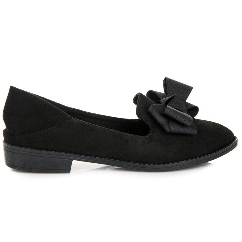 Ch. Creation Zapatos con lazo negro