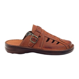 Babuchas de piel Naszbut 045 marron marrón