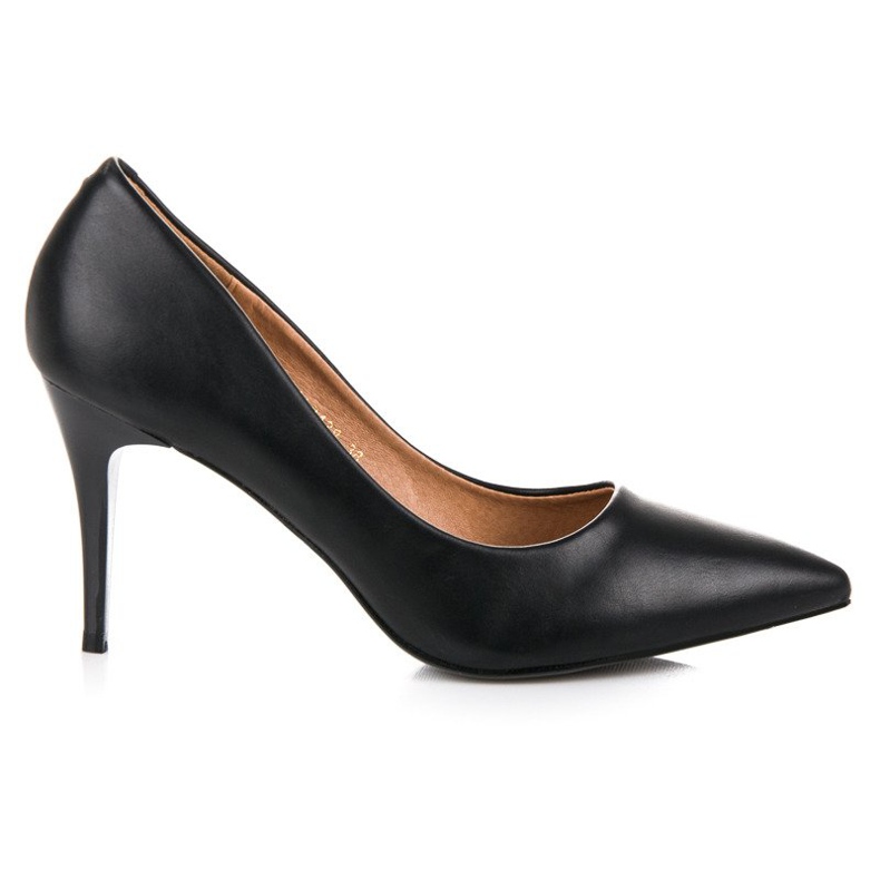 Tacones negros clásicos
