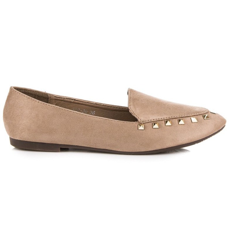 Zapatos sin cordones con tachuelas marrón