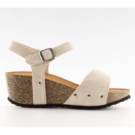 Sandalias en una suela de corcho beige beige