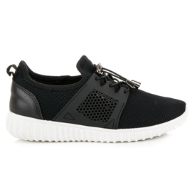 Deportivas negras con ribete negro