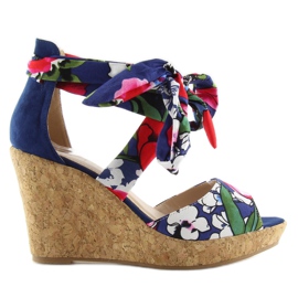 Sandalias azul marino con cuña de corcho