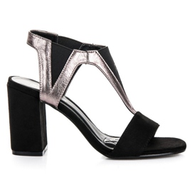 Sandalias con tacón Vinceza negro