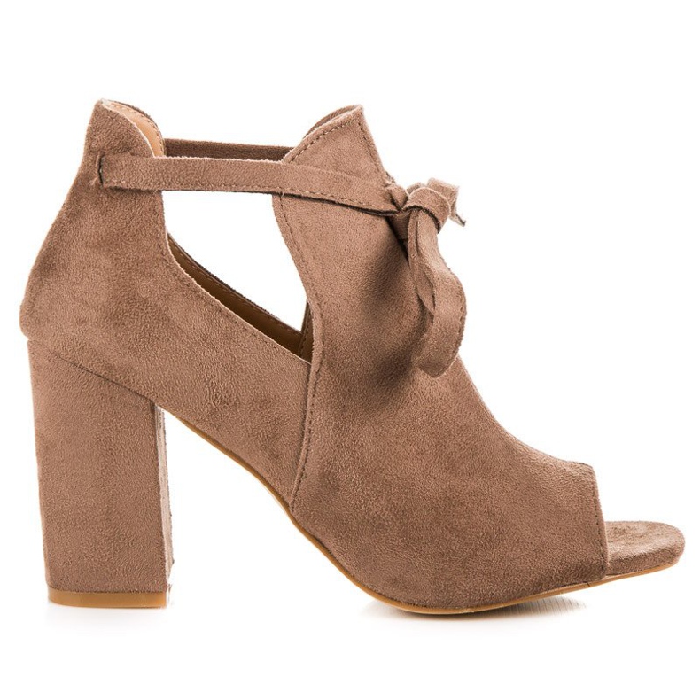 Sandalias vinceza ante cordones marrón