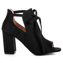 Sandalias vinceza ante cordones negro