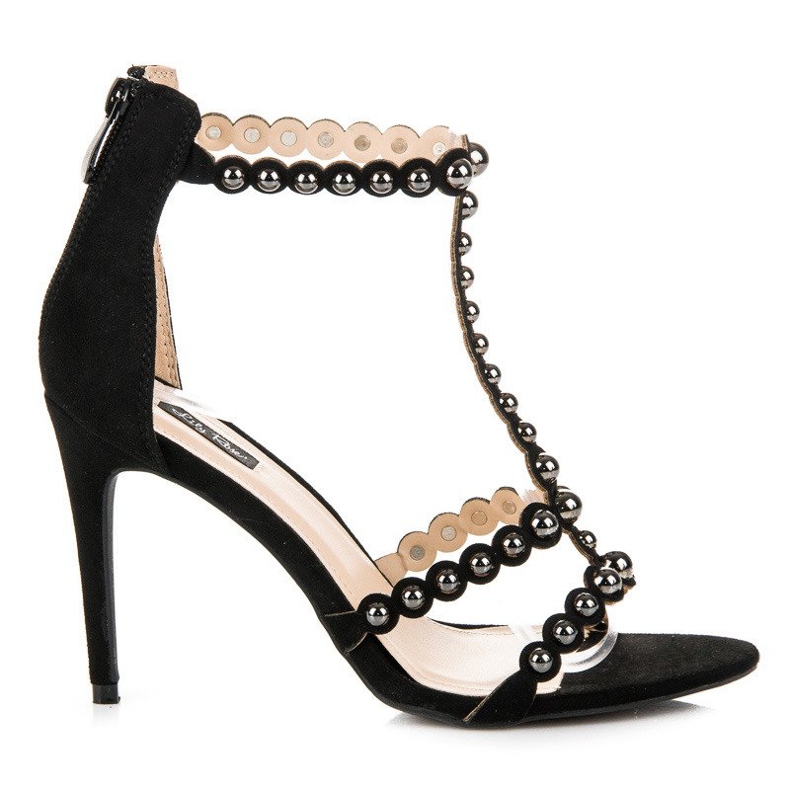 Sandalias de tacón alto con pedrería. negro
