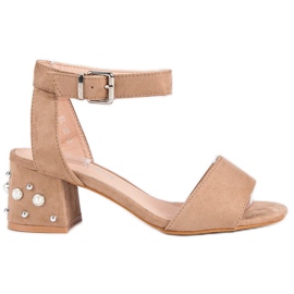 Erynn Sandalias con perlas verde