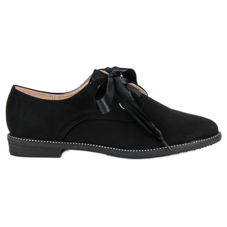 Zapatos con cinta de raso negro