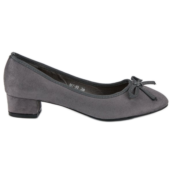 Bombas con tacones bajos gris Bombas con tacones bajos gris