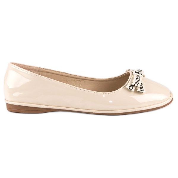 Ideal Shoes Bailarinas lacadas beige