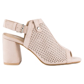 Sandalias caladas con pala marrón