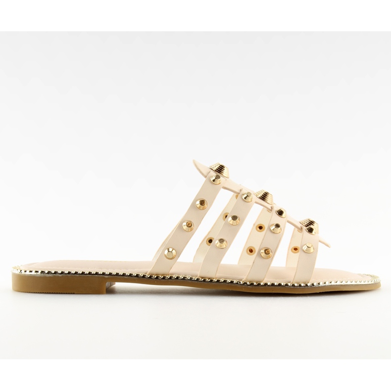 Babuchas beige con tachuelas 99-41 Beige