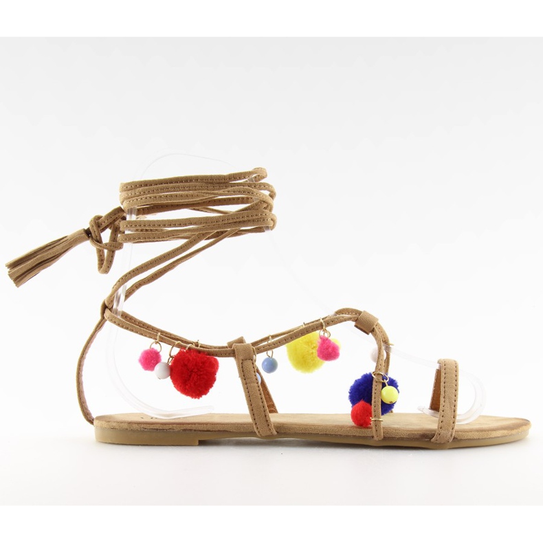 Sandalias con pompones camel 6009 camel marrón