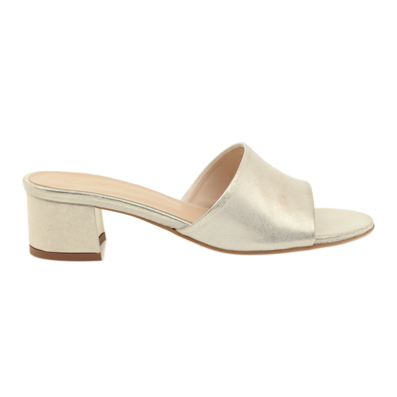 Babuchas doradas Sagan 2554 dorado