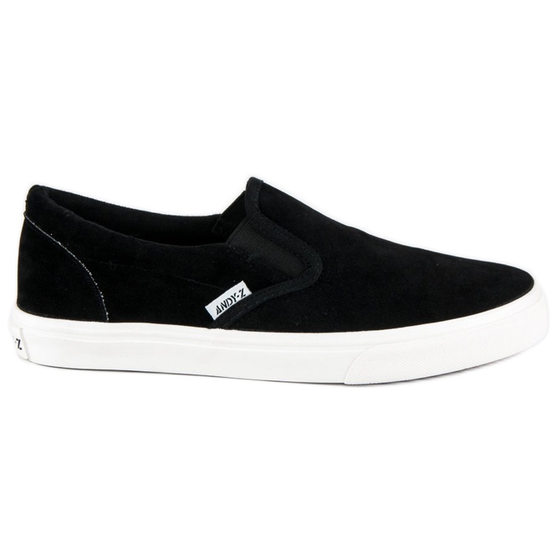 Andy Z Slipon ante negro