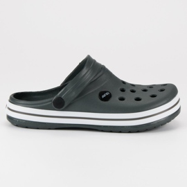 Chanclas cómodas para el verano gris