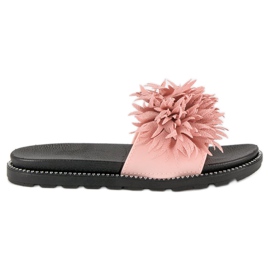 Zapatillas con pompón rosa