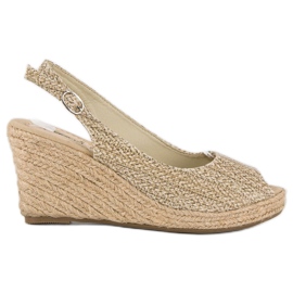 Alpargatas cuña beige