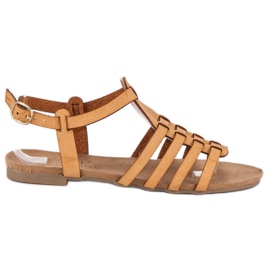 Cómodas sandalias de verano marrón