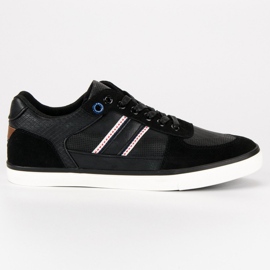 Zapatillas de deporte de los hombres negros