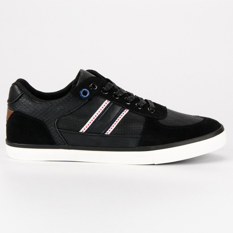 Zapatillas de deporte de los hombres negros