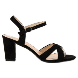 Lovit Sandalias de gamuza en un post negro
