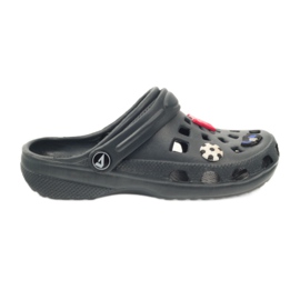 American Club Pantuflas infantiles americanas kroks de Ronaldo multicolor American Club Pantuflas infantiles americanas kroks de Ronaldo multicolor